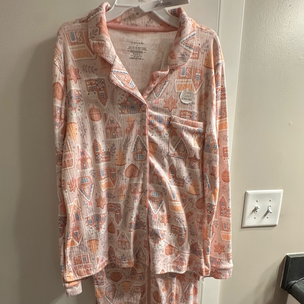 Tahari Gingerbread House Pajama Set | Adult Size | Mommy & Me Matching Collectio